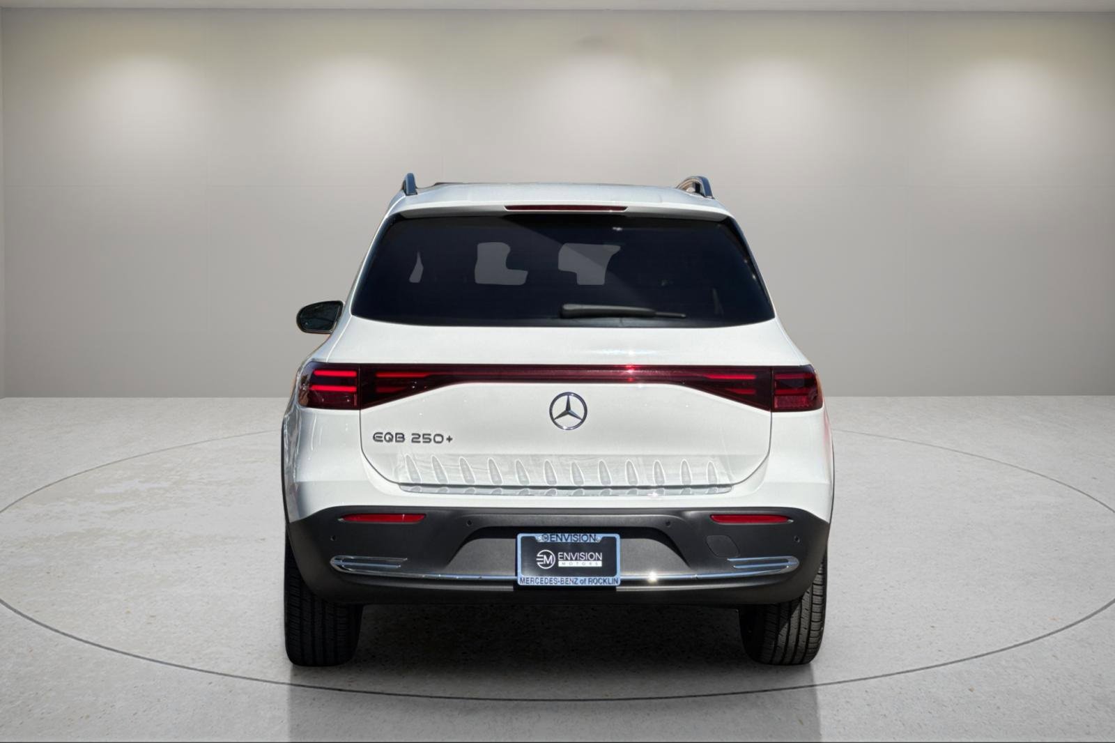 Used 2024 Mercedes-Benz EQB 250+ image 5