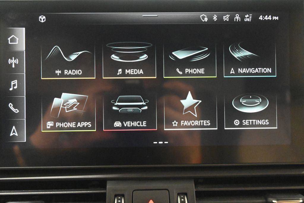 Used 2022 Audi Q5 e Premium image 24