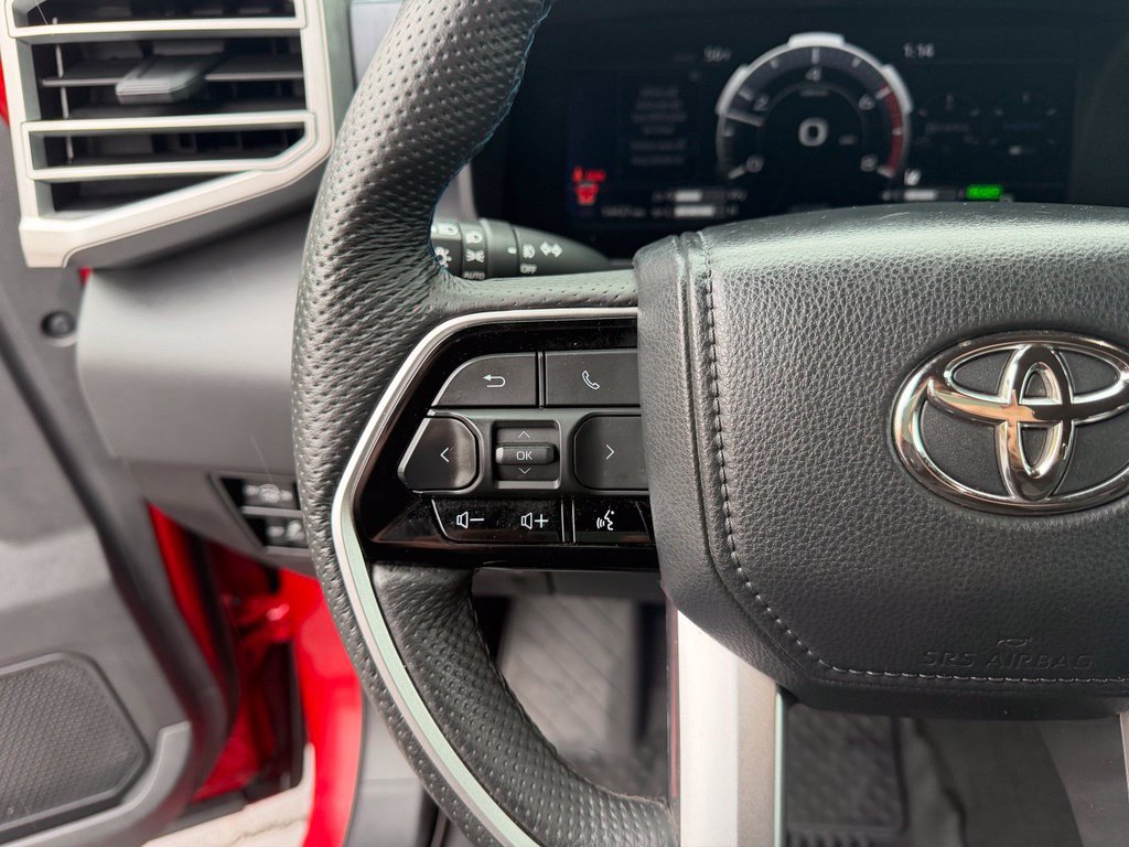Used 2024 Toyota Sequoia Platinum AWD/4WD image 17