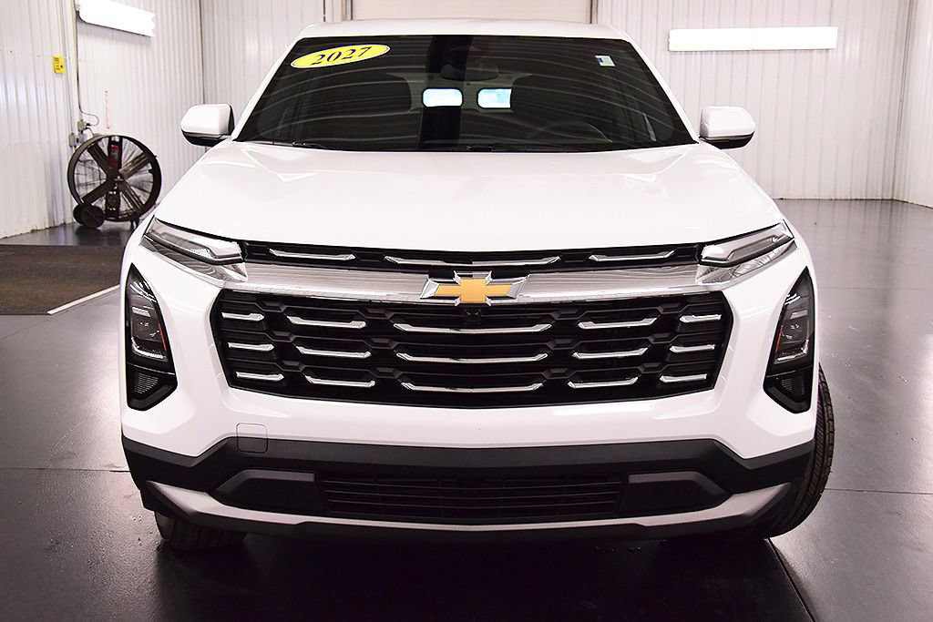 New 2027 Chevrolet Equinox LT AWD/4WD image 2