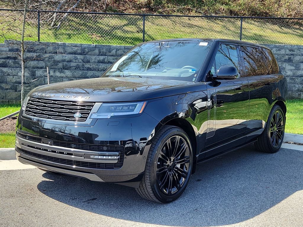 New 2026 Land Rover Range Rover SE