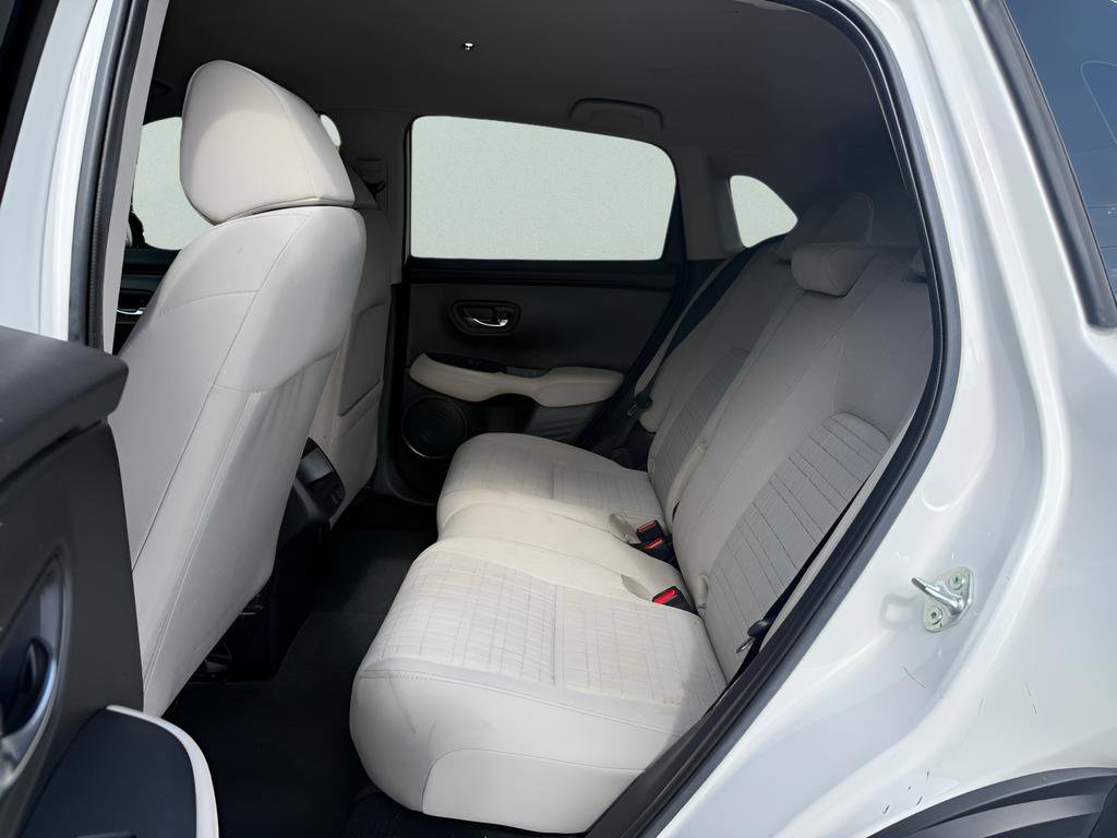 Certified 2024 Honda HR-V LX image 11