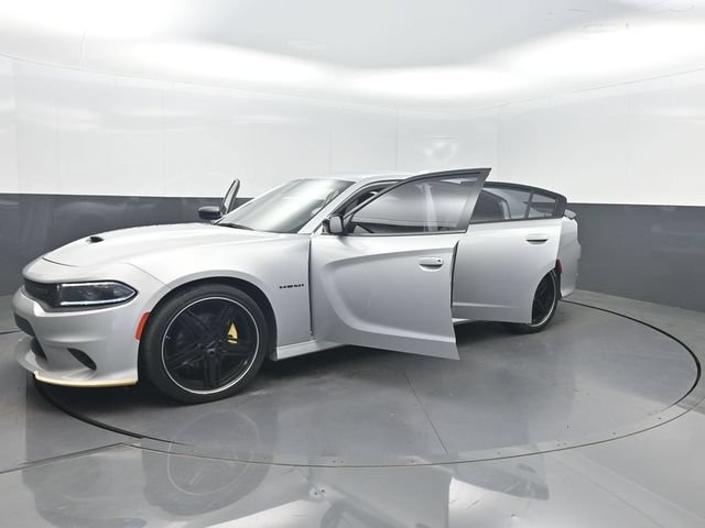 Used 2022 Dodge Charger R/T w/ Blacktop Package RWD image 37