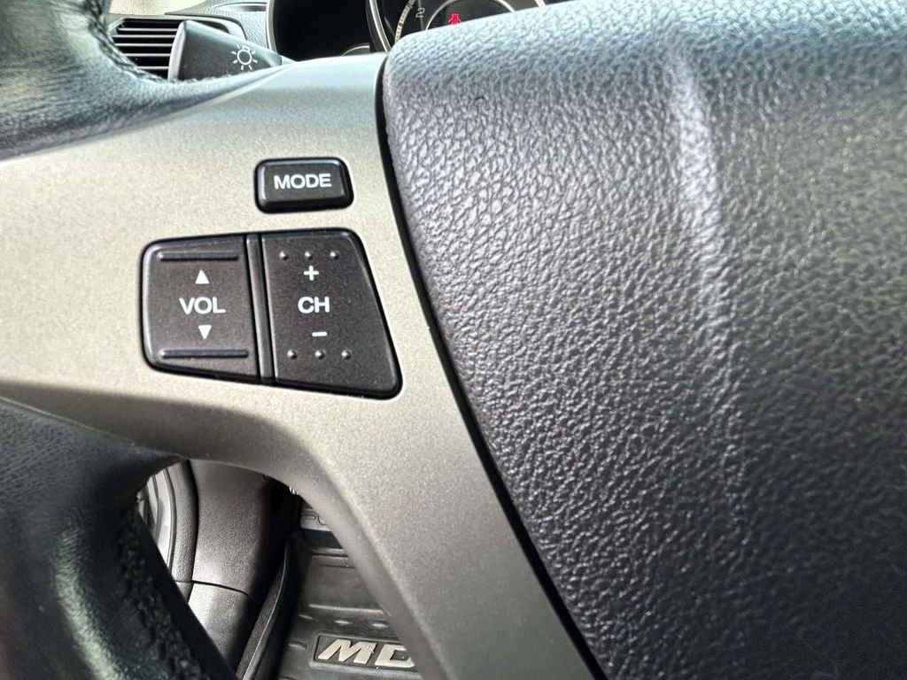 Used 2012 Acura MDX w/ Technology Package AWD/4WD image 23