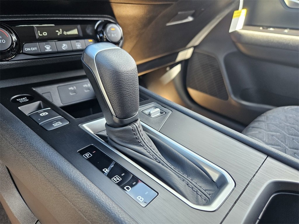 New 2026 Nissan Kicks SV image 10