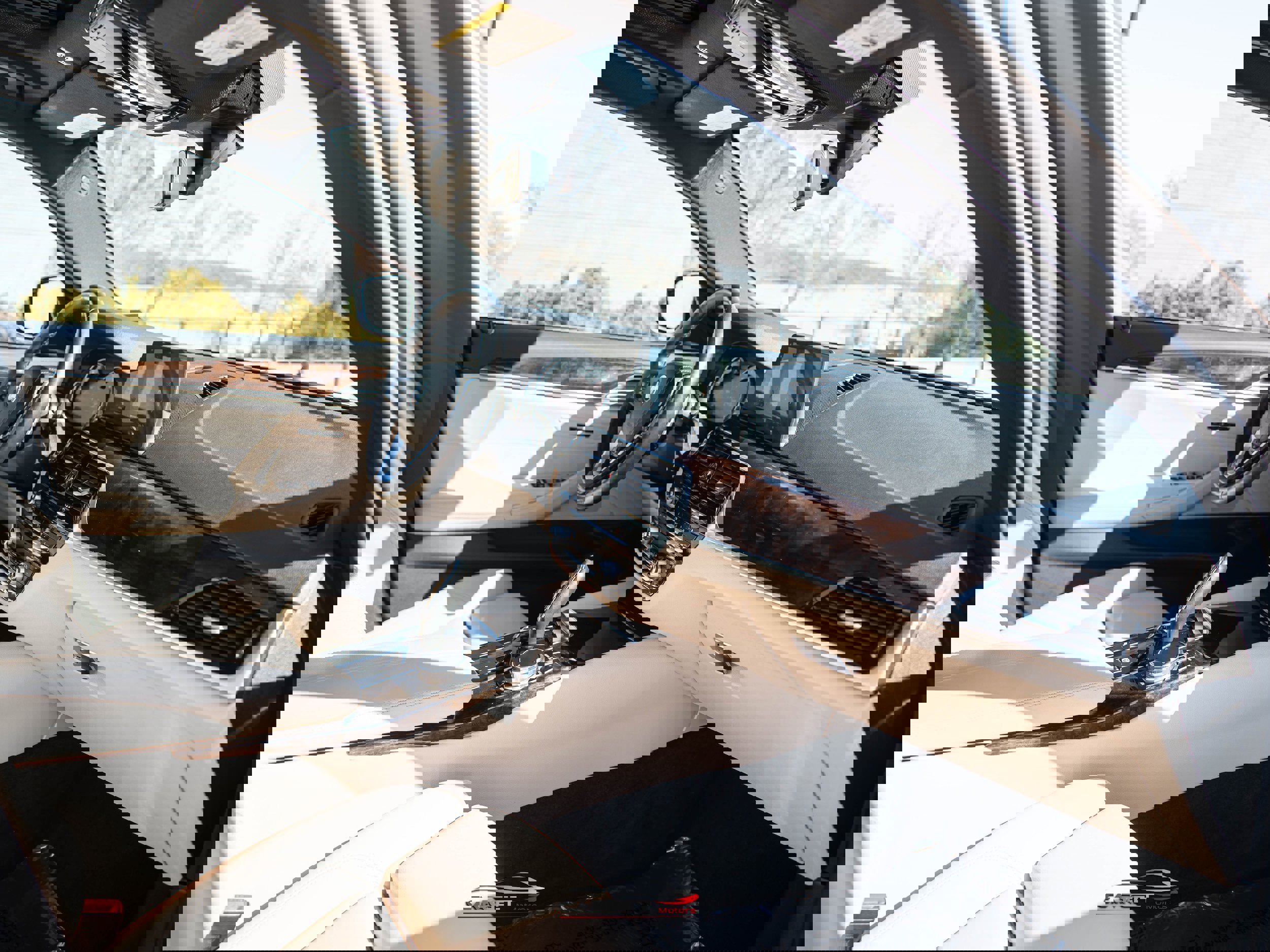 Used 2018 BMW 530i xDrive image 15