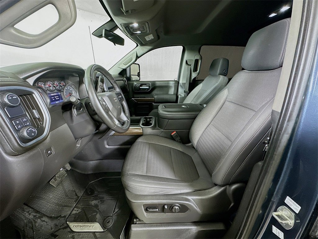 Used 2020 Chevrolet Silverado 1500 RST w/ All-Star Edition image 15