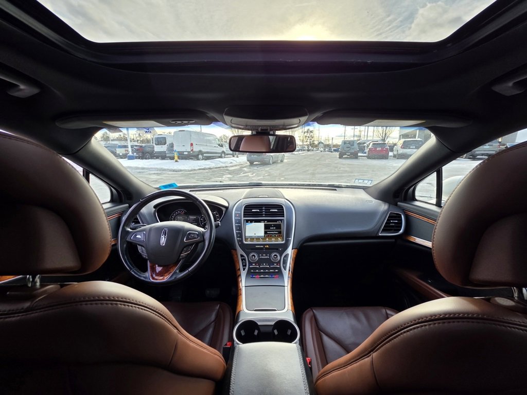 Used 2018 Lincoln MKX Reserve w/ Driver Assistance Package image 18