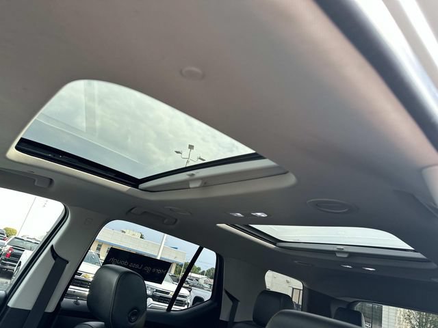 Certified 2020 Chevrolet Traverse Premier w/ Redline Edition AWD/4WD image 18