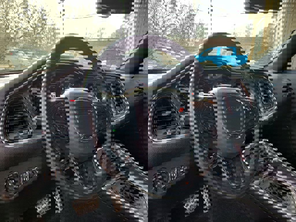 Used 2018 Dodge Challenger GT w/ Driver Convenience Group image 15