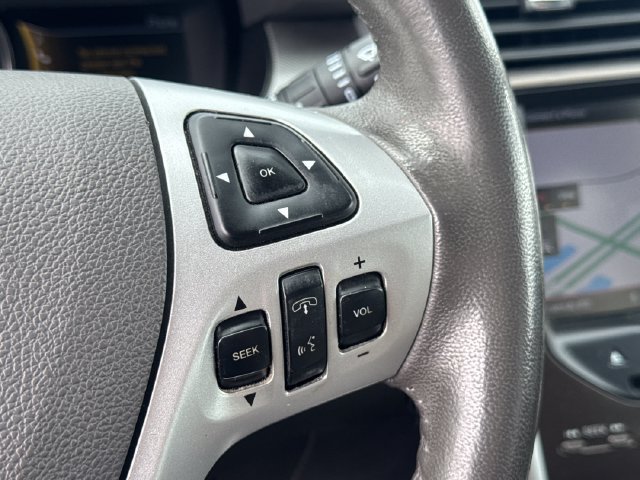 Used 2013 Ford Edge SEL FWD image 32