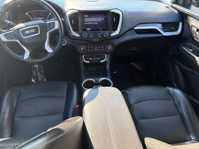 Used 2022 GMC Terrain SLT w/ Infotainment Package II FWD image 13