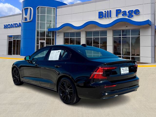 Used 2025 Volvo S60 T8 Ultra AWD/4WD image 3