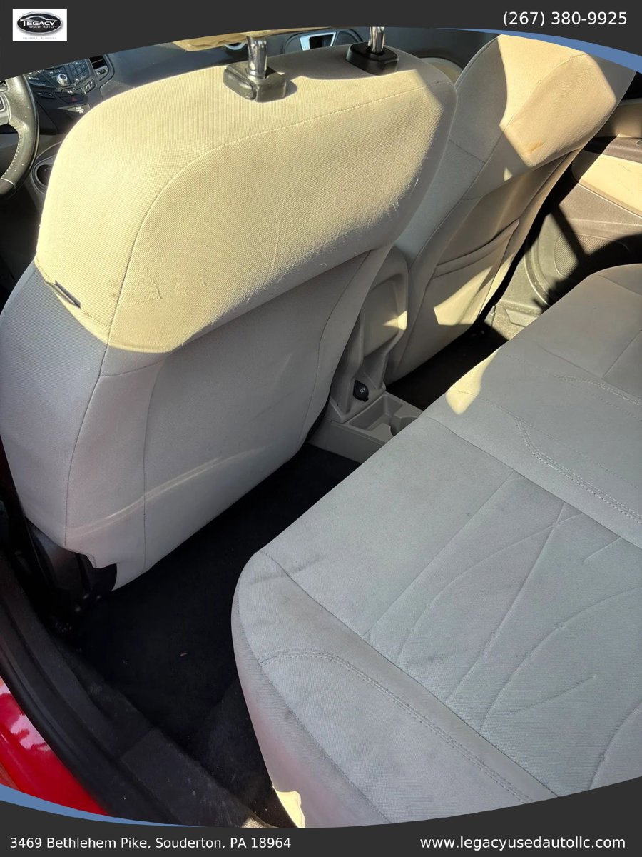 Used 2014 Ford Fiesta SE image 33