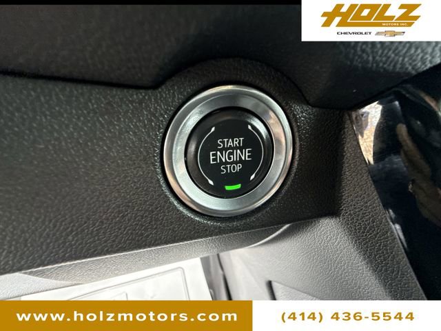 Certified 2025 Chevrolet Traverse LT w/ Midnight/Sport Edition AWD/4WD image 16