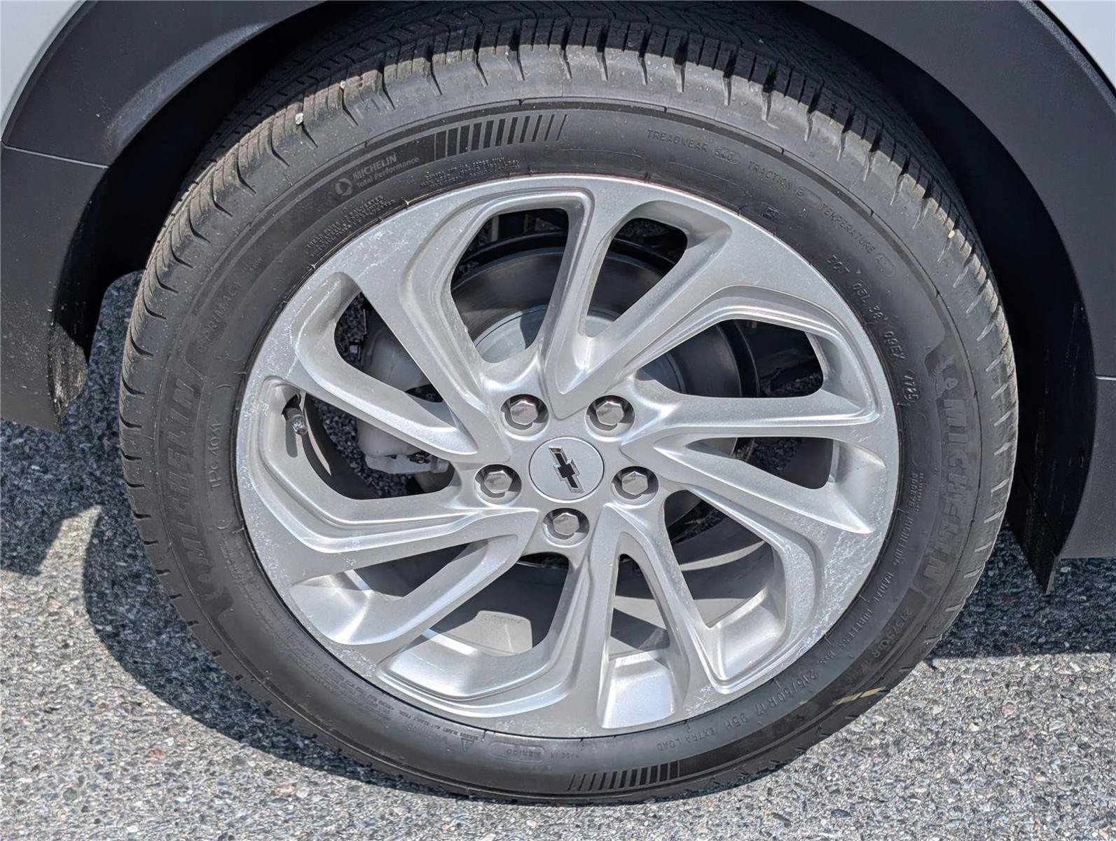 New 2027 Chevrolet Bolt LT w/ Comfort Package FWD image 6