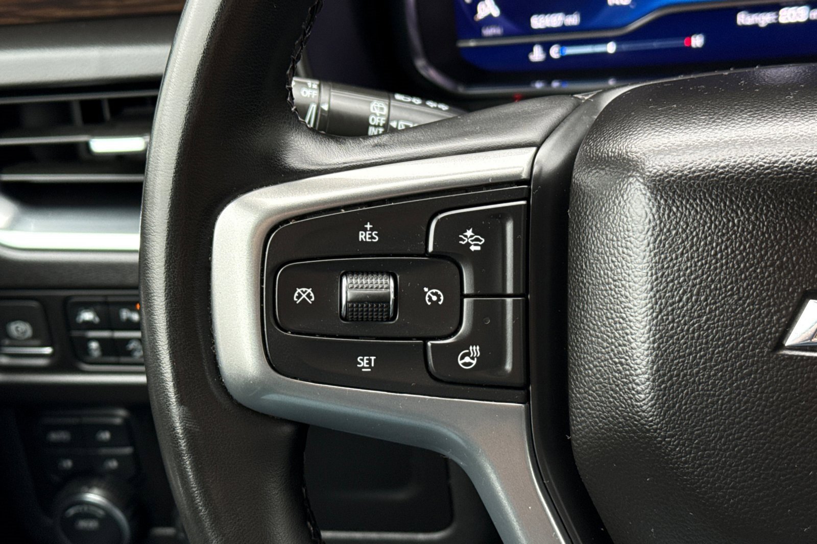 Used 2024 Chevrolet Tahoe Premier image 31