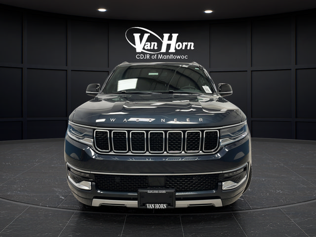 Used 2024 Jeep Wagoneer Series II w/ Premium Group I AWD/4WD image 2