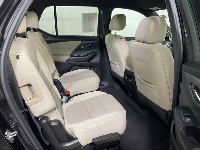Used 2022 Chevrolet Traverse LT FWD image 25