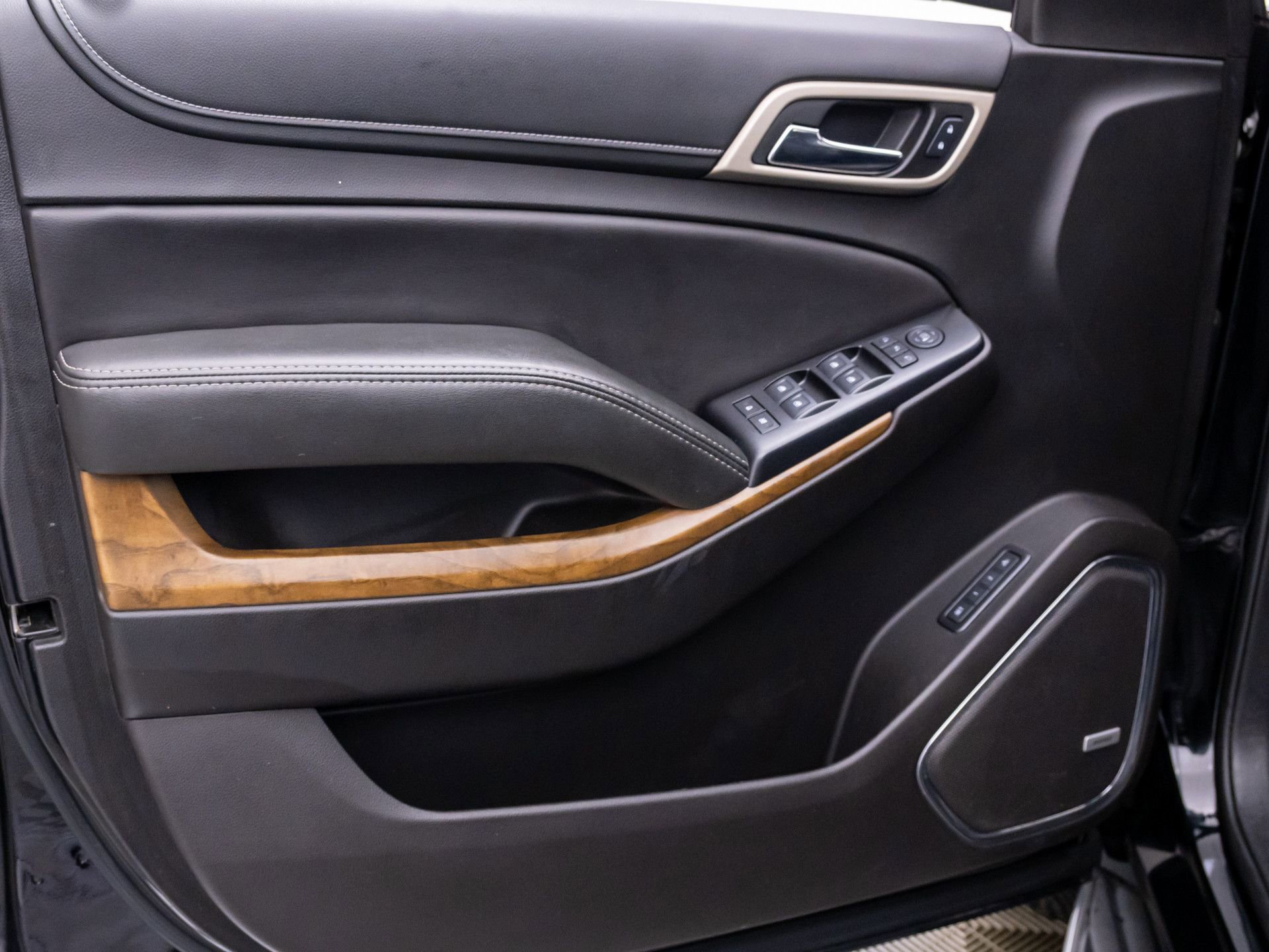 Used 2018 GMC Yukon Denali AWD/4WD image 13