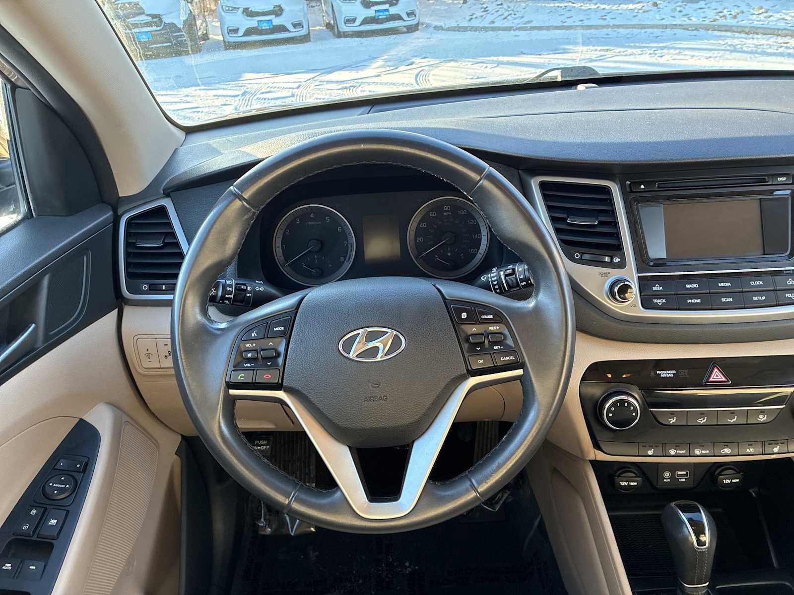 Used 2017 Hyundai Tucson Sport image 11