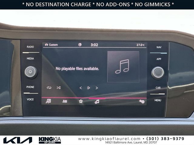 Used 2024 Volkswagen Jetta SEL FWD image 3