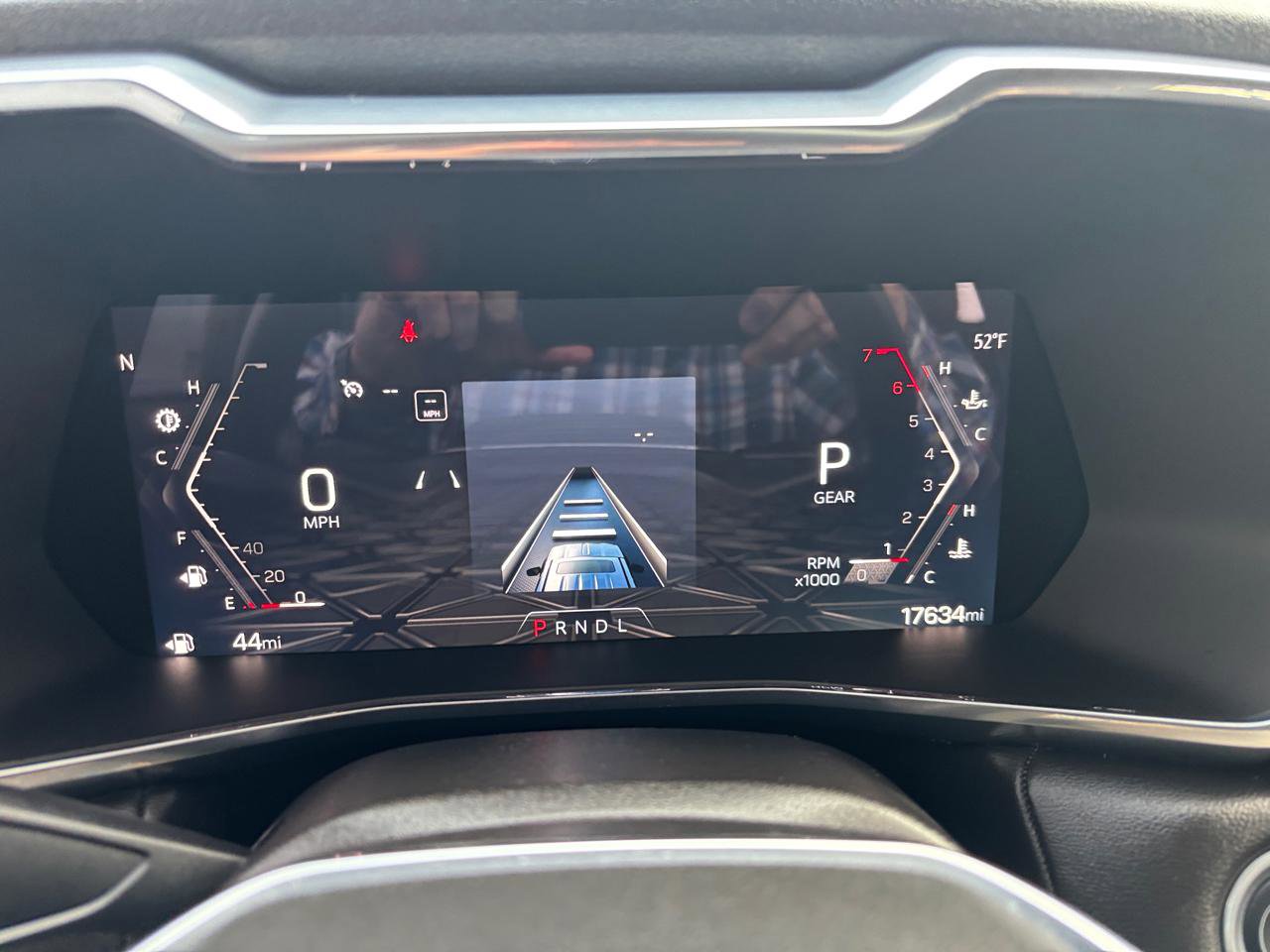 Used 2024 GMC Canyon Elevation w/ Convenience Package image 16