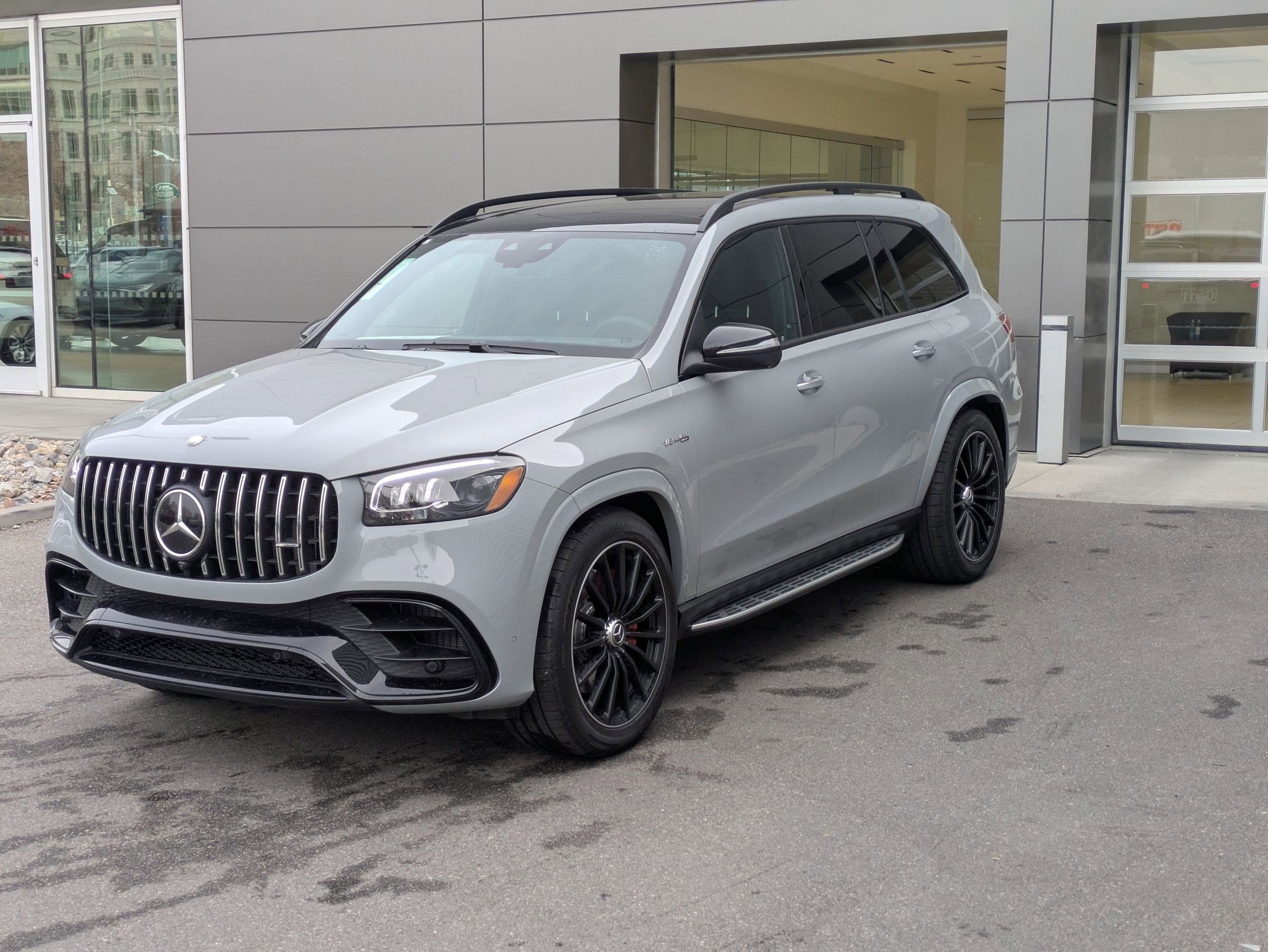 New 2026 Mercedes-Benz GLS 63 AMG 4MATIC image 8