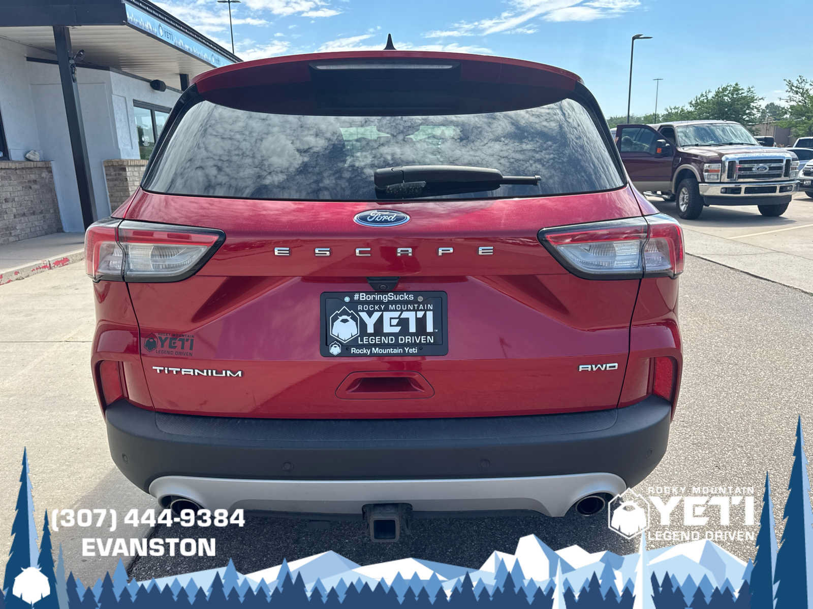 Used 2022 Ford Escape Titanium w/ Class II Trailer Tow Package AWD/4WD image 4