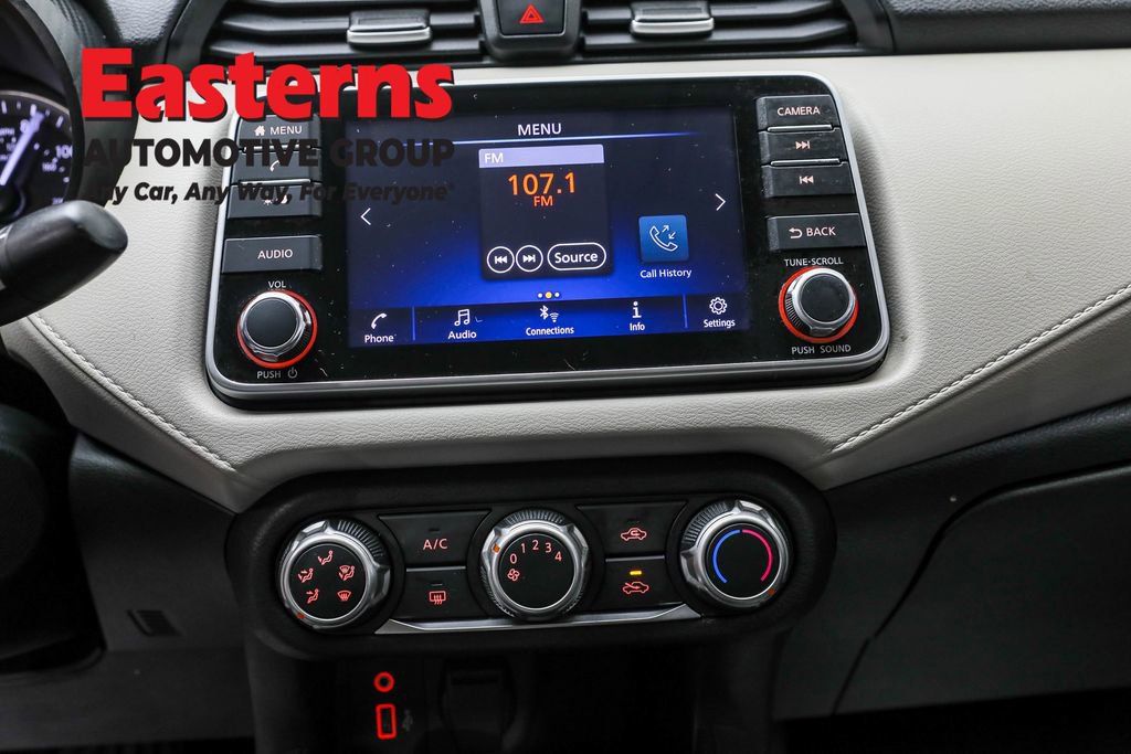 Used 2021 Nissan Versa SV image 12