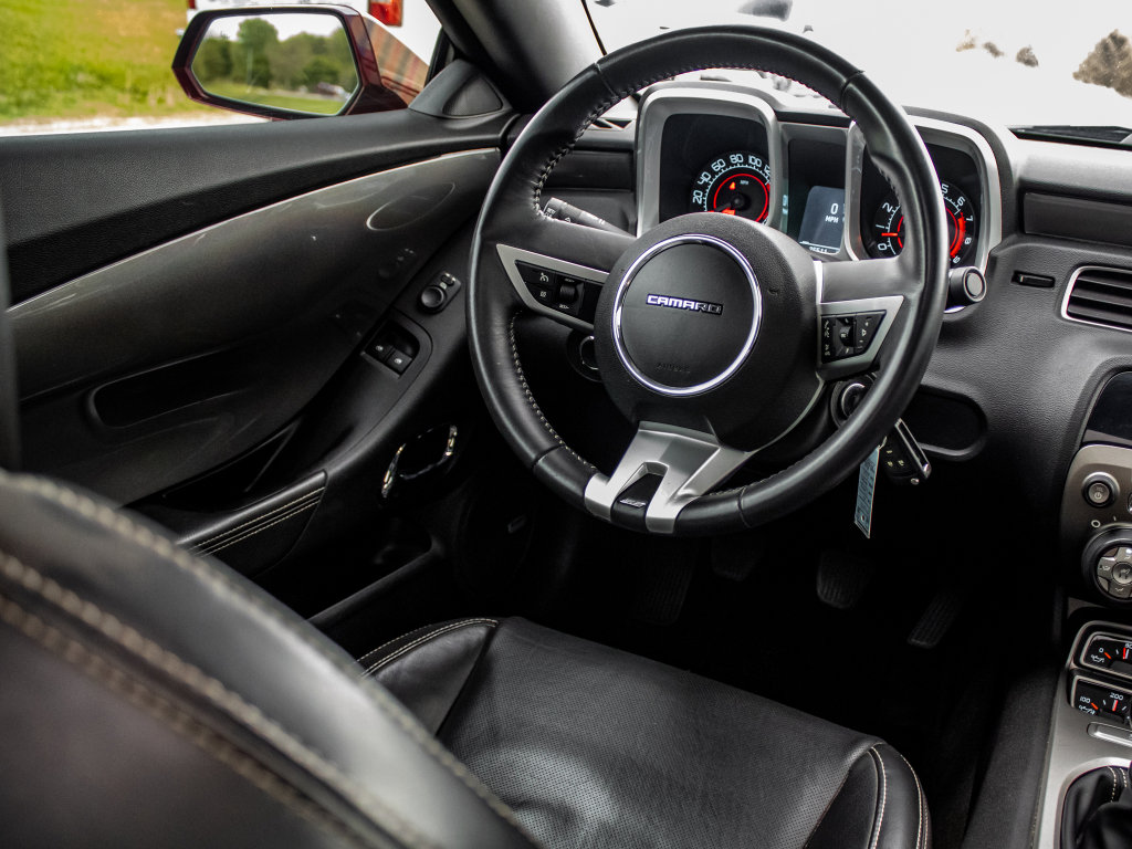 Used 2010 Chevrolet Camaro SS w/ RS Package RWD image 36