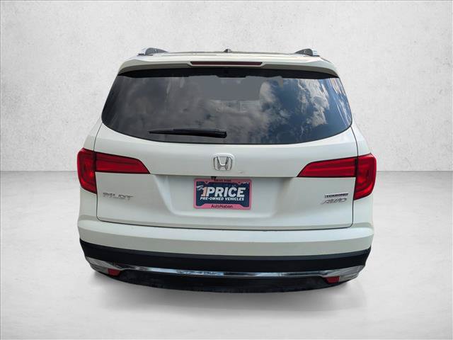 Certified 2017 Honda Pilot Touring image 6