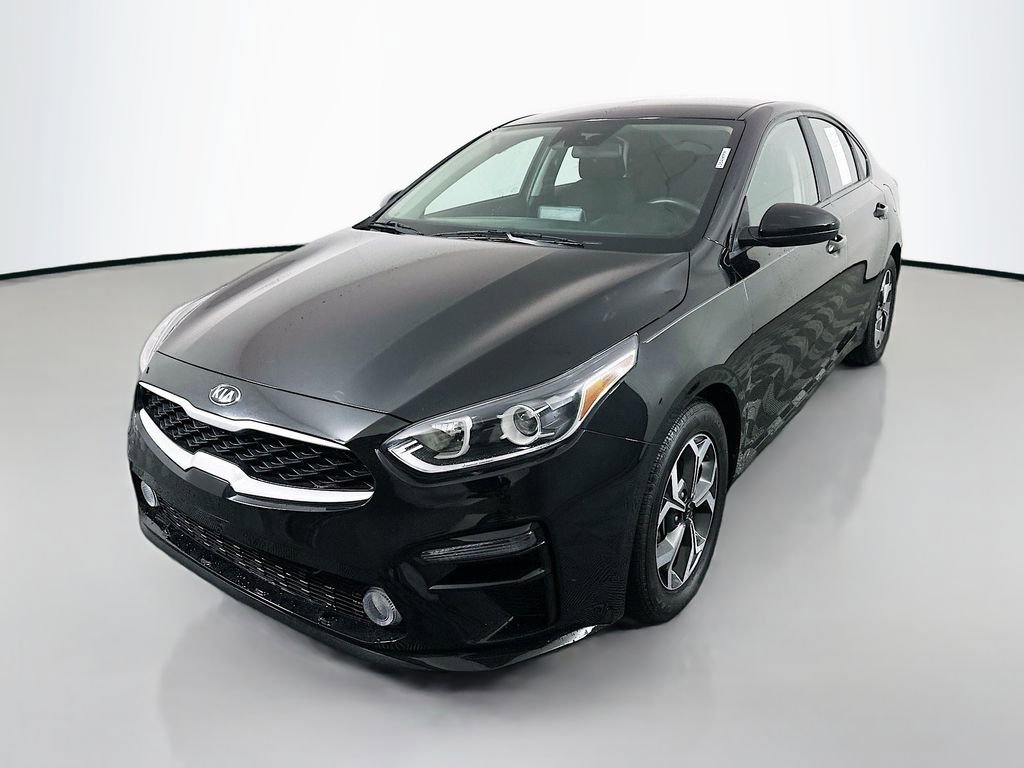 Used 2021 Kia Forte LXS image 3