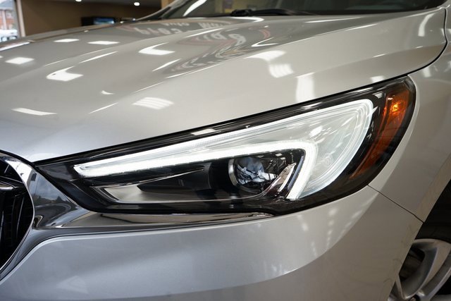 Used 2020 Buick Enclave Essence image 22