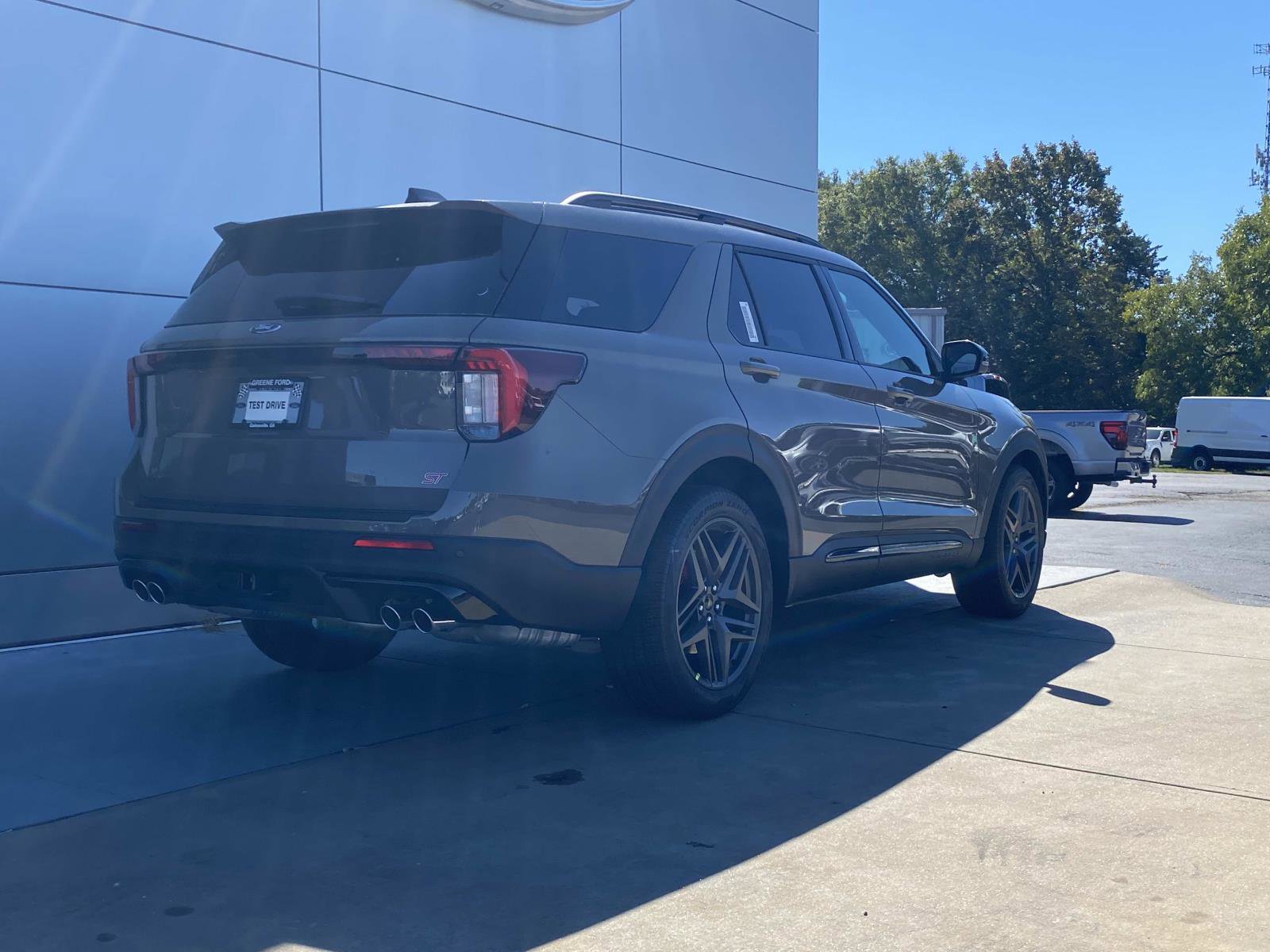 New 2026 Ford Explorer ST image 4