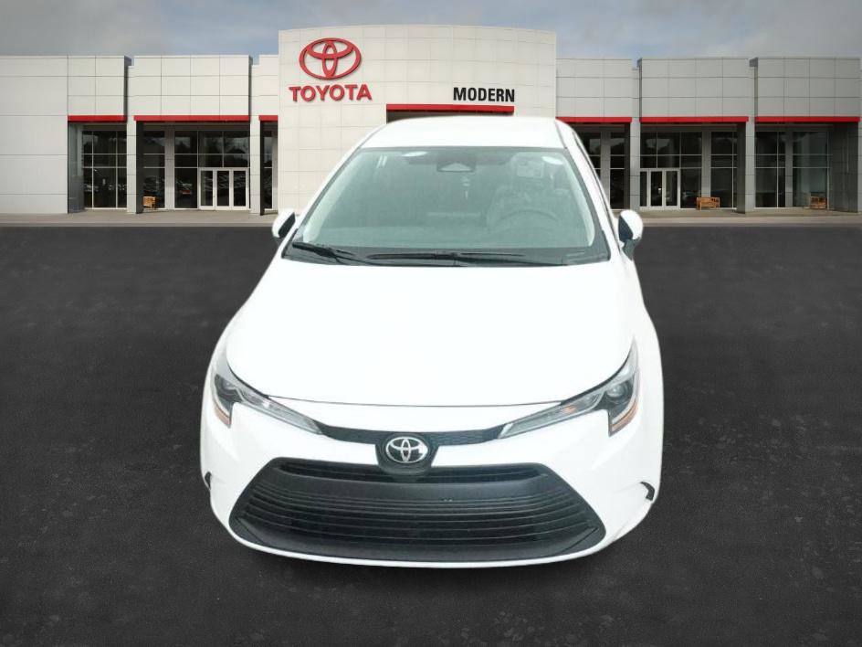 New 2026 Toyota Corolla LE image 2