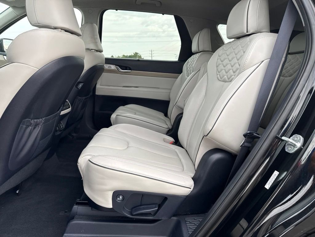 Used 2022 Hyundai Palisade Limited w/ Cargo Package AWD/4WD image 9