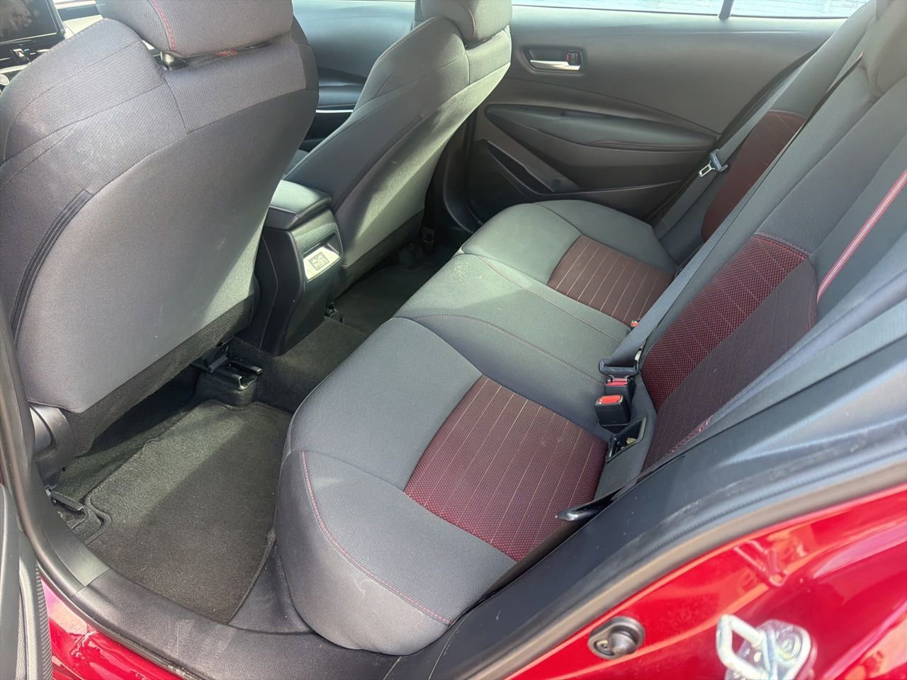 Used 2023 Toyota Corolla SE FWD image 7