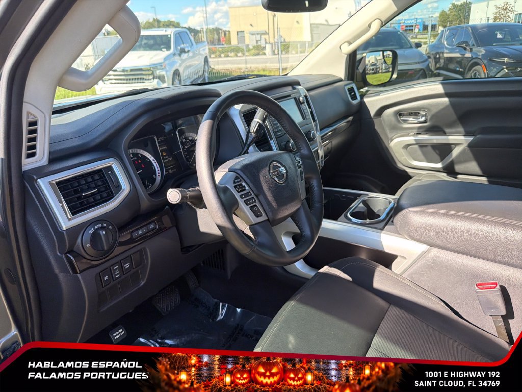 Used 2017 Nissan Titan SV RWD image 17