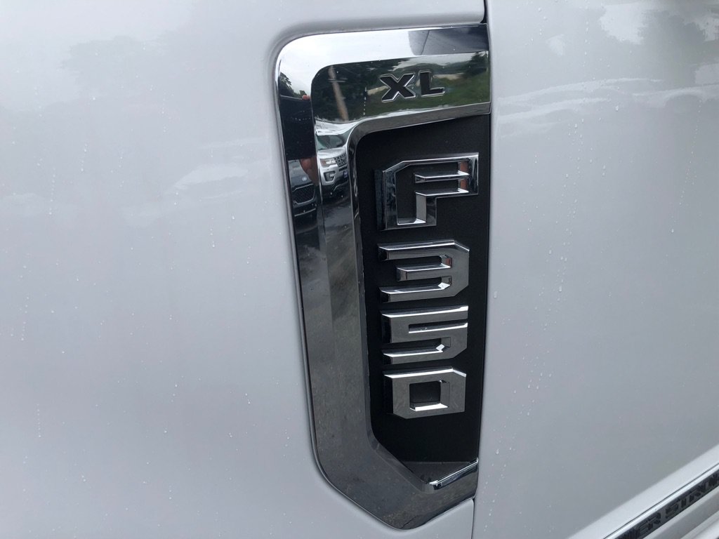 Used 2018 Ford F350 XL AWD/4WD image 13