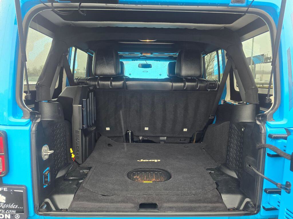 Used 2017 Jeep Wrangler Unlimited Sahara image 13