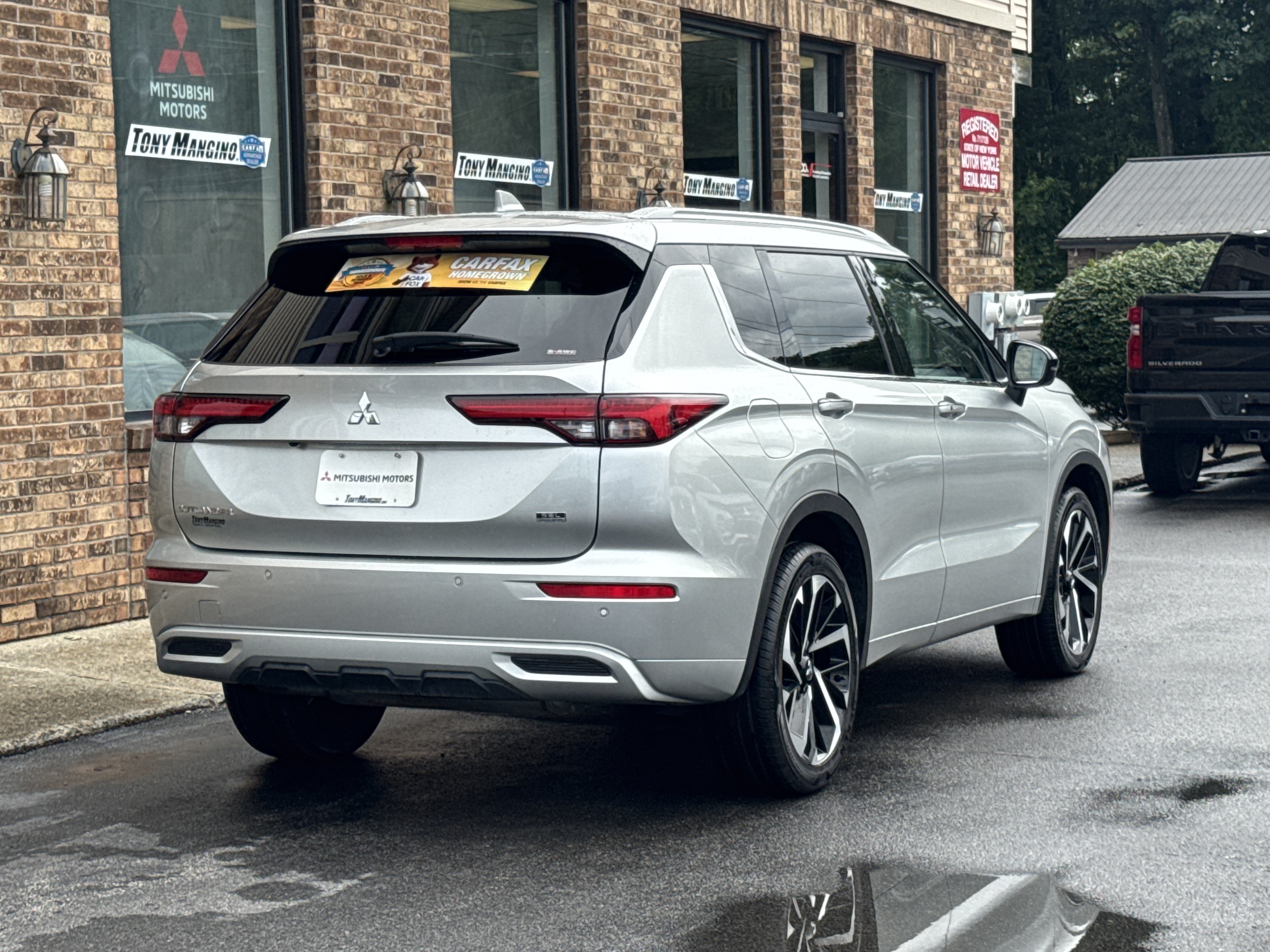 Used 2022 Mitsubishi Outlander SEL AWD/4WD image 5