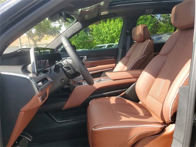 New 2026 Cadillac Vistiq Platinum image 13