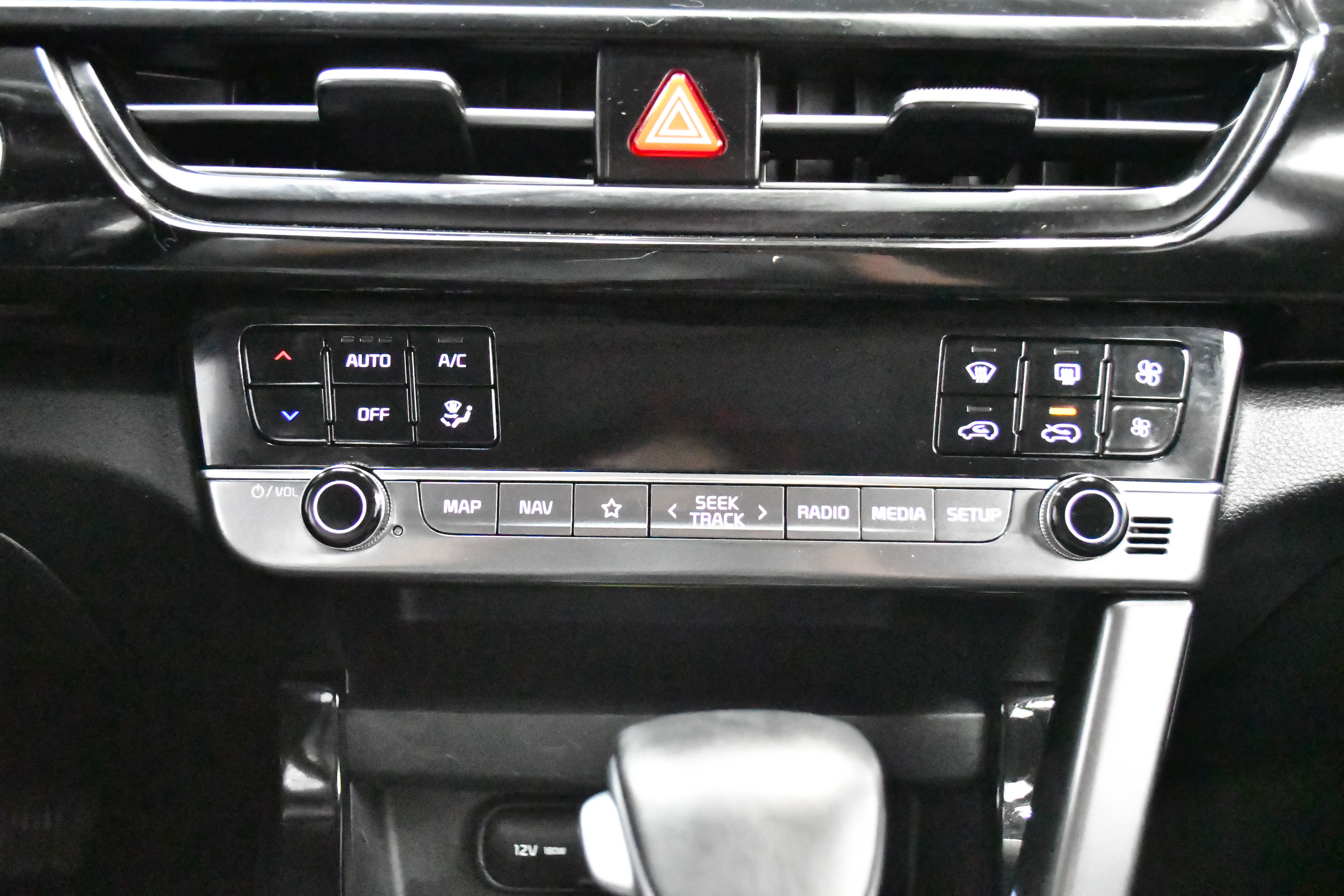 Used 2025 Kia Seltos S image 26