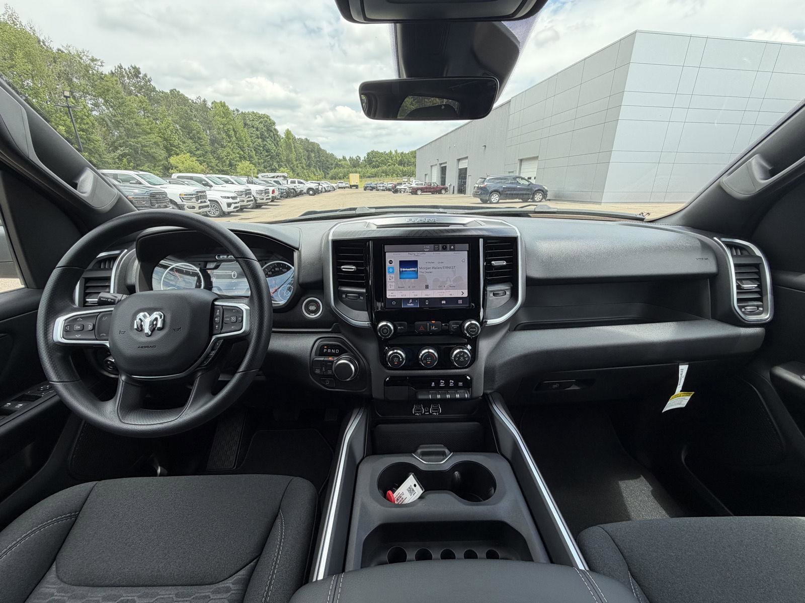 New 2026 RAM 1500 Express AWD/4WD image 7