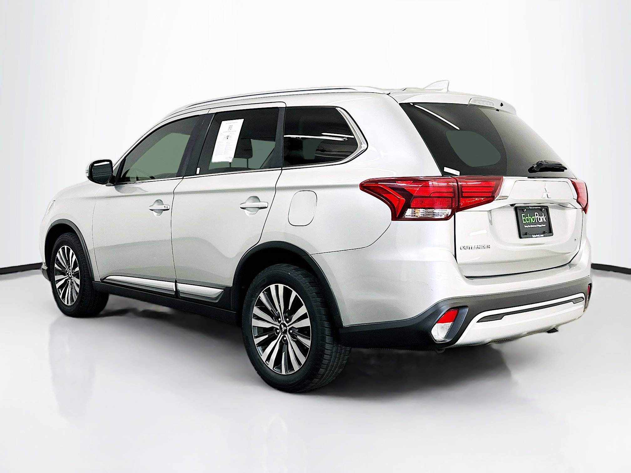 Used 2020 Mitsubishi Outlander SEL AWD/4WD image 5