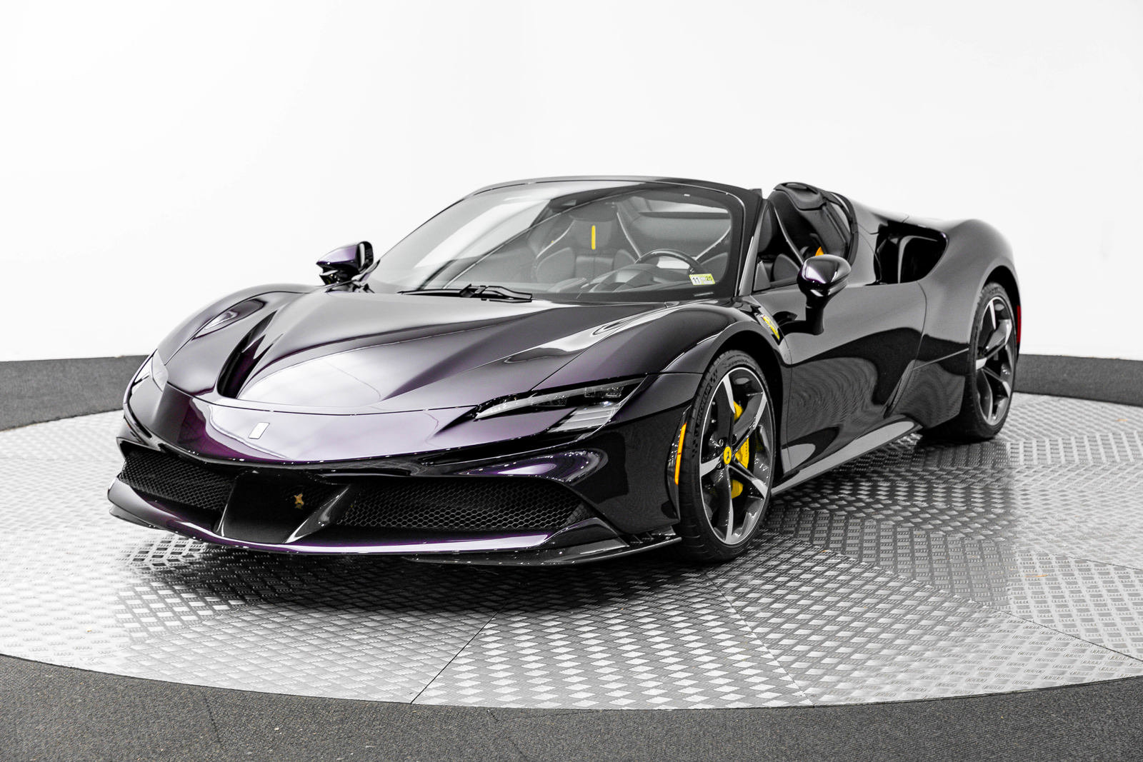 Certified 2024 Ferrari SF90 Spider image 1