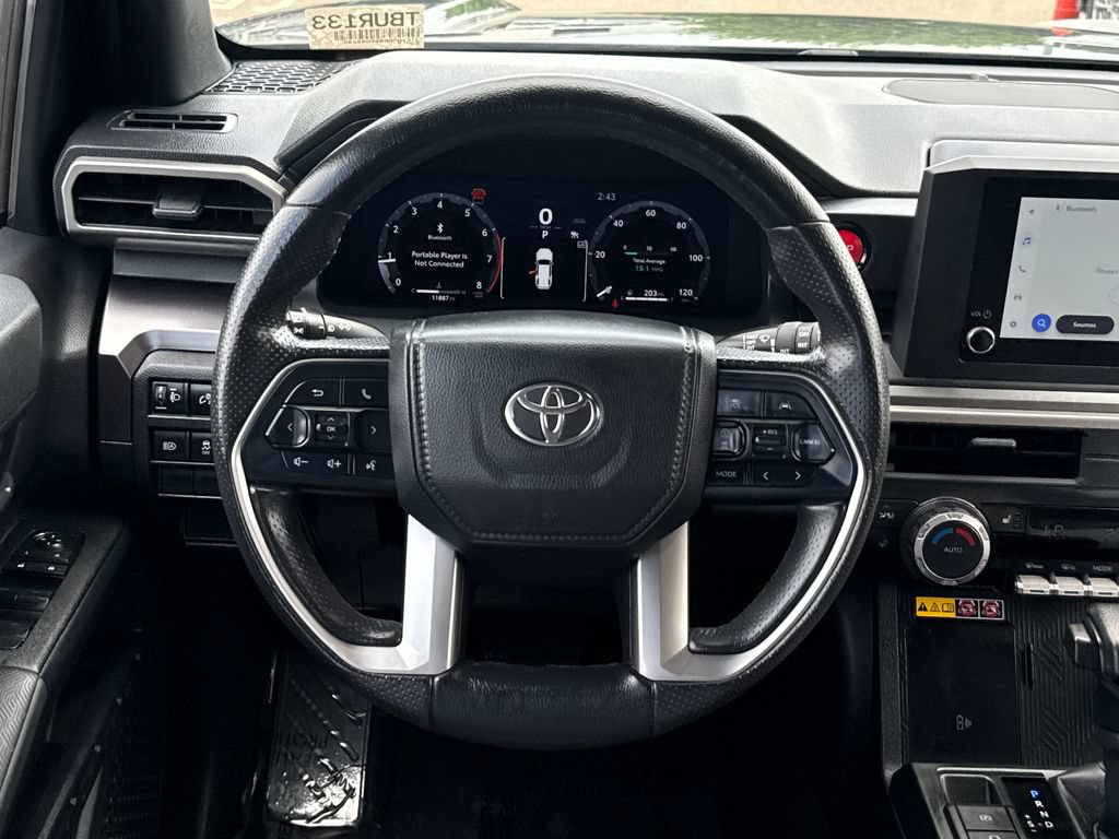 Used 2025 Toyota 4Runner TRD Off-Road AWD/4WD image 13