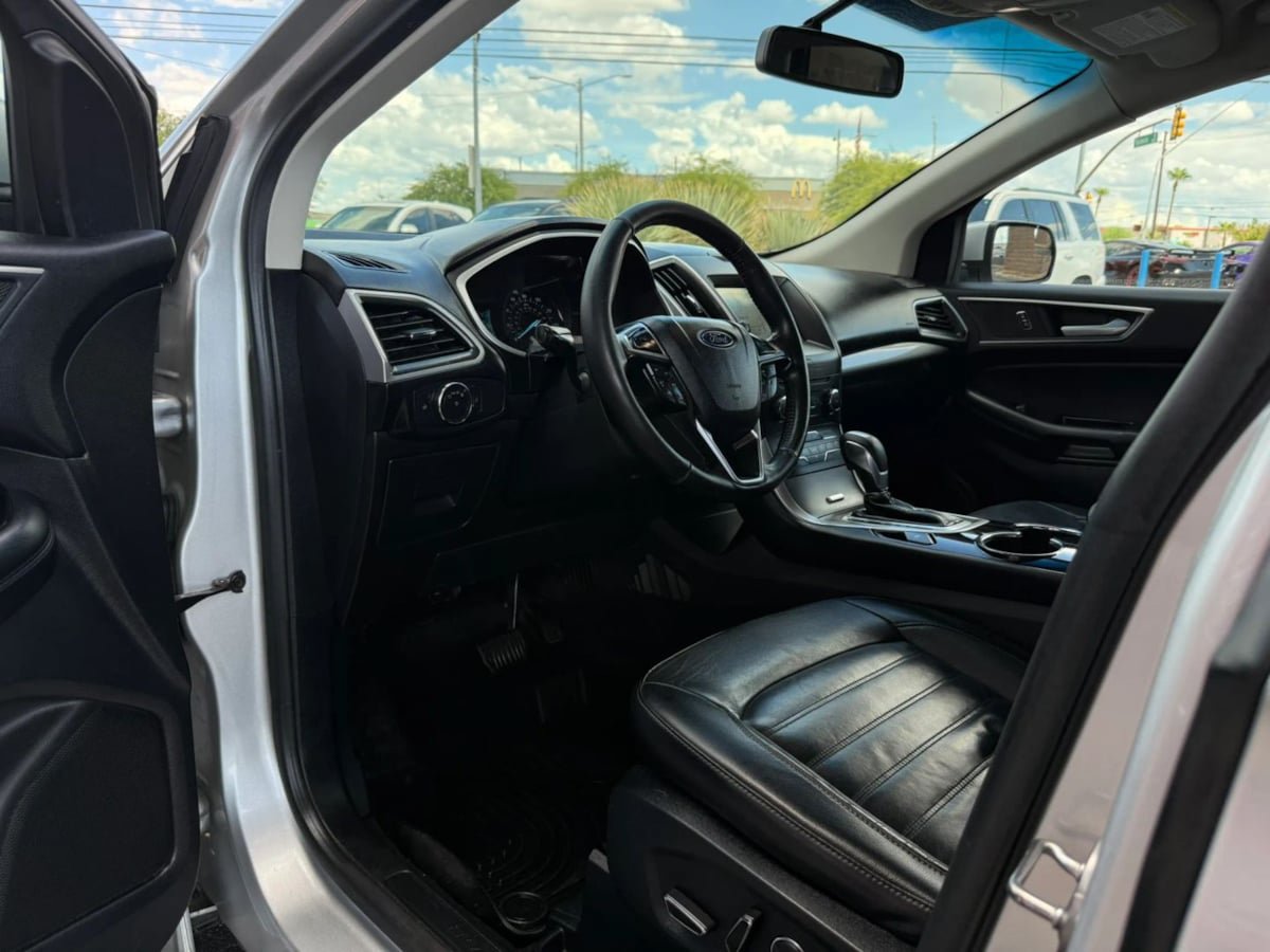 Used 2017 Ford Edge SEL w/ Equipment Group 201A FWD image 38