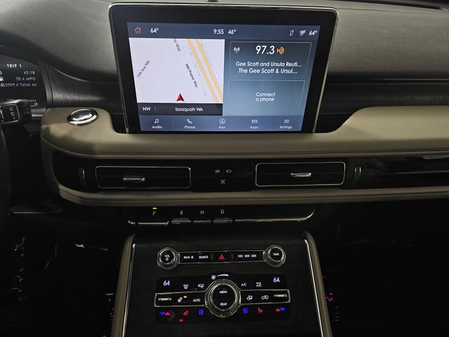 Used 2020 Lincoln Aviator Reserve w/ Equipment Group 201A image 32